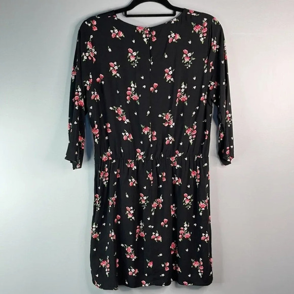 H&M Rose Floral Print Mini Dress Black Floral Elastic Waist 1/2 Sleeve 12 - Picture 8 of 12